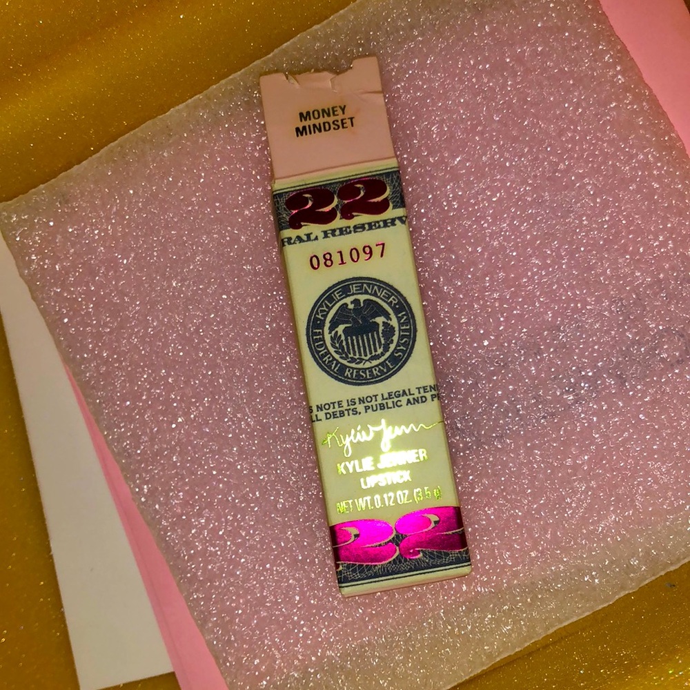 Kylie Cosmetic Lipstick, Money Mindset | Matte Lipstick
